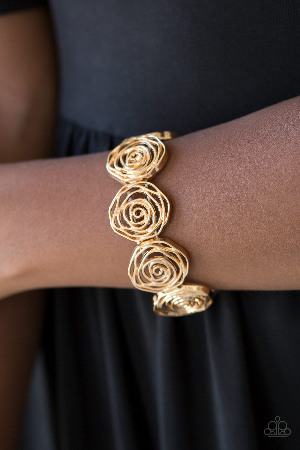 Rosy Rosette Set